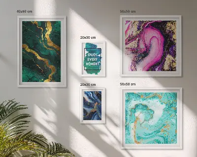 Set van moderne schilderijen met abstracte patronen in groen en paars