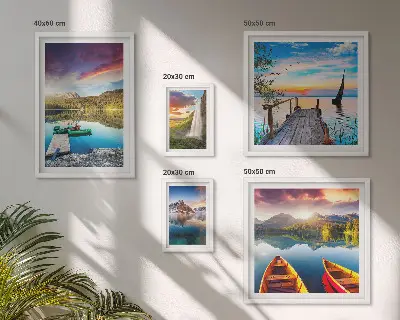Galerijwand met landschappen, watervallen en meren