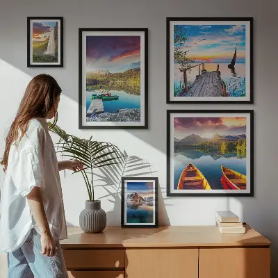 Galerijwand met landschappen, watervallen en meren
