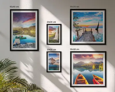 Galerijwand met landschappen, watervallen en meren