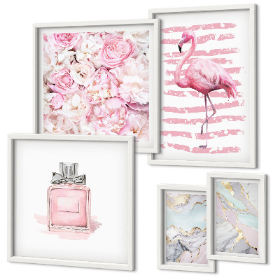 Gallery wall Stijlvolle roze accenten met flamingobloemen