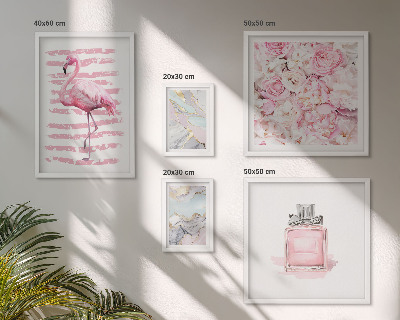 Gallery wall Stijlvolle roze accenten met flamingobloemen