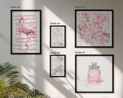 Gallery wall Stijlvolle roze accenten met flamingobloemen