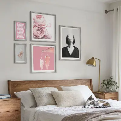 Wanddecoratie compositie vrouw genietend van wijn en rook