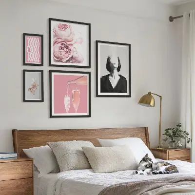 Wanddecoratie compositie vrouw genietend van wijn en rook