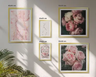 Moderne schilderijen set met roze bloemen in boho-stijl