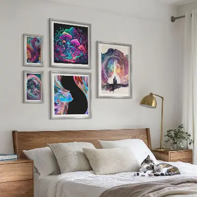 Gallery wall kosmische surrealistische inspiraties