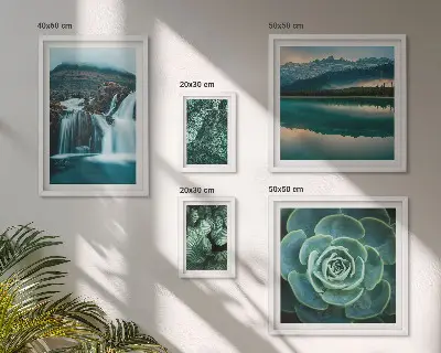 Wanddecoratie compositie met groene planten en watervallen in de natuur