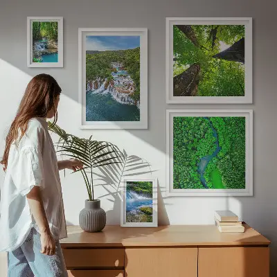 Wanddecoratie compositie met watervallen en groene landschappen