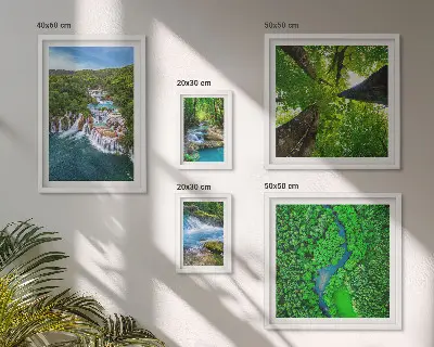 Wanddecoratie compositie met watervallen en groene landschappen