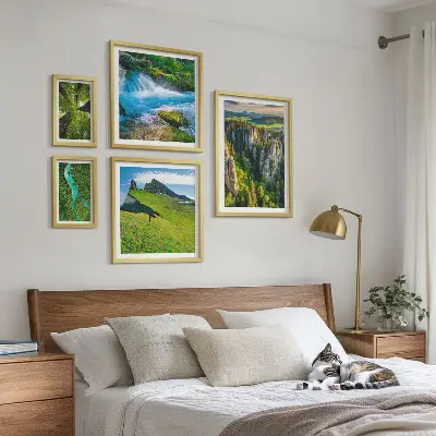 Moderne schilderijenset met landschappen, bergen, rivieren en bossen