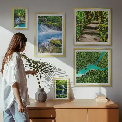 Gallery wall Groene oases van rust in het bos
