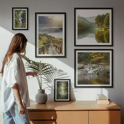 Moderne schilderijen set met natuurlandschappen van watervallen en bospaden