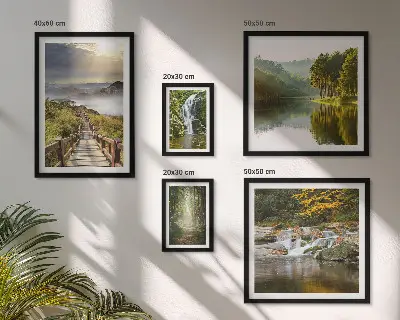 Moderne schilderijen set met natuurlandschappen van watervallen en bospaden
