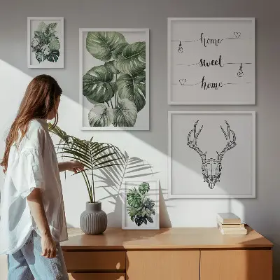Set van moderne schilderijen met plantmotieven voor een natuurlijke uitstraling in huis