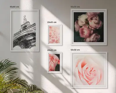 Wanddecoratie compositie met rozen en Eiffeltoren in romantische stijl
