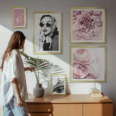 Gallery wall Stijlvolle portretten van rozen.