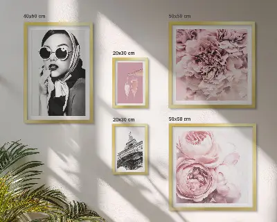 Gallery wall Stijlvolle portretten van rozen.