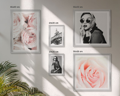 Wanddecoratie compositie Stijlvolle portretten van rozen op elegante wijze