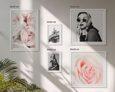 Wanddecoratie compositie Stijlvolle portretten van rozen op elegante wijze