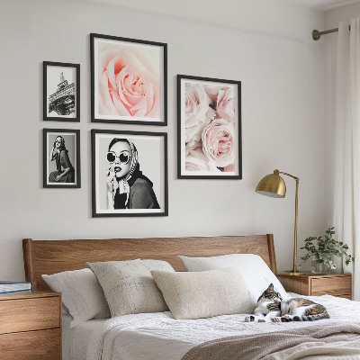 Wanddecoratie compositie Stijlvolle portretten van rozen op elegante wijze