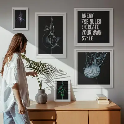 Wanddecoratie compositie met abstracte creatieve motieven