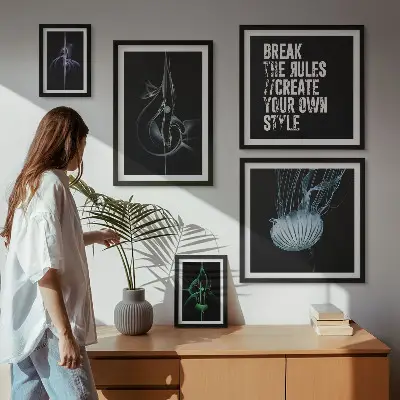 Wanddecoratie compositie met abstracte creatieve motieven
