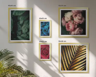 Set van moderne schilderijen met plantaardige bloemmotieven