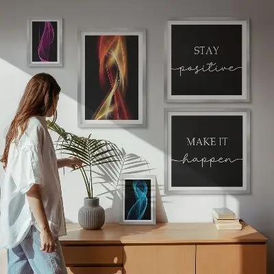Set van moderne schilderijen met citaten, lichtpatronen en inspiraties