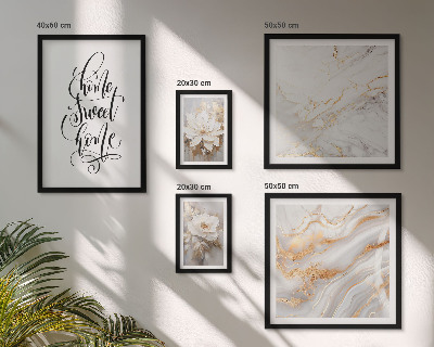 Gallery wall Stijlvol interieur met bloemen en marmer