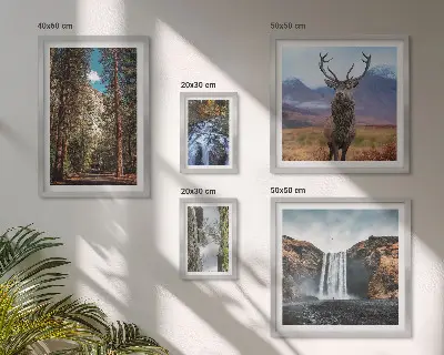 Set van moderne schilderijen met landschappen, watervallen en natuur
