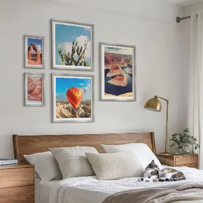 Moderne schilderijen set met berglandschappen en wateren