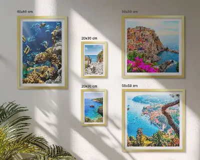 Gallery wall met kustlandschappen, vissen en stranden