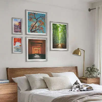 Wanddecoratie met een compositie van landschappen met Japanse bamboebloemen 