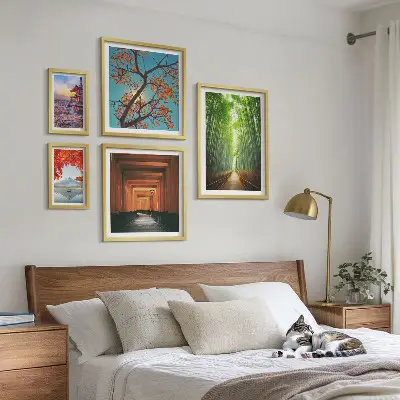 Wanddecoratie met een compositie van landschappen met Japanse bamboebloemen 
