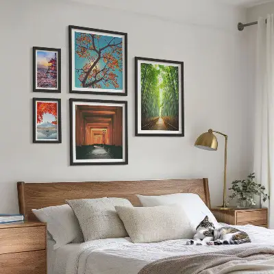 Wanddecoratie met een compositie van landschappen met Japanse bamboebloemen 