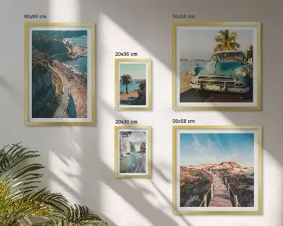 Set van moderne schilderijen met landschappen, reizen, auto's en natuur