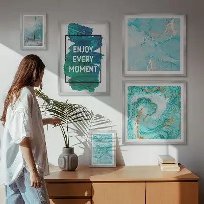 Wanddecoratie compositie met abstracte opschriften