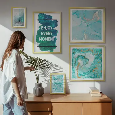 Wanddecoratie compositie met abstracte opschriften