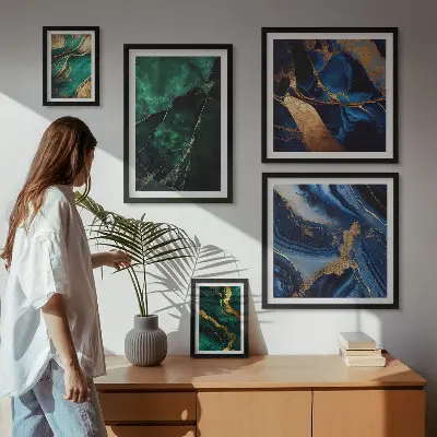 Gallery wall Elegante abstracties met groen.