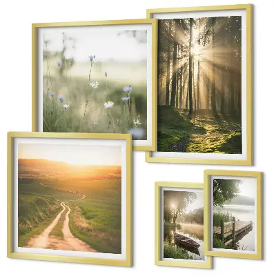 Gallery wall met boslandschap met zon en water