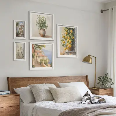 Gallery wall met mediterrane citrusaccenten