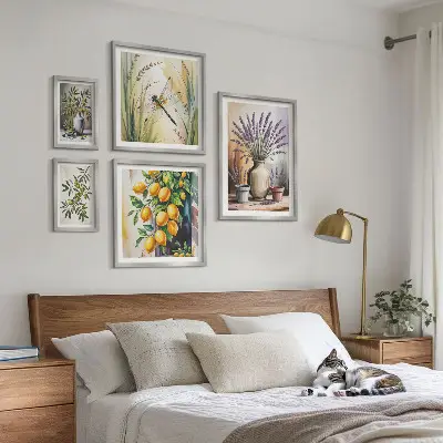 Gallery wall set met rustieke olijven en citroenbloesem