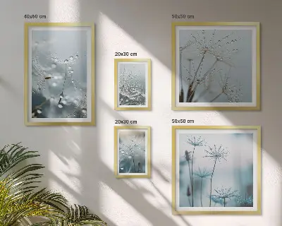 Set van moderne schilderijen met plantmotieven en waterdruppels
