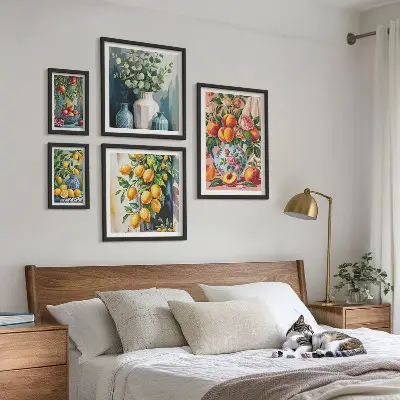 Gallery wall Fruitige bloemencomposities