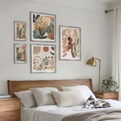 Gallery wall boho-stijl met een plantenmotief