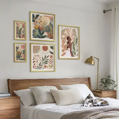 Gallery wall boho-stijl met een plantenmotief