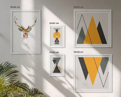 Wanddecoratie compositie met kleurrijke motieven in boho-stijl