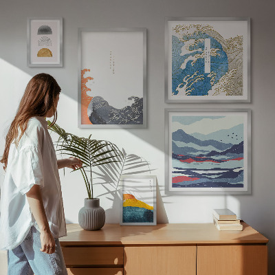 Gallery wall Japanse stijl met golven en bergen als decoratie