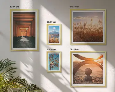 Gallerijwand met serene zen-achtige landschapsprints